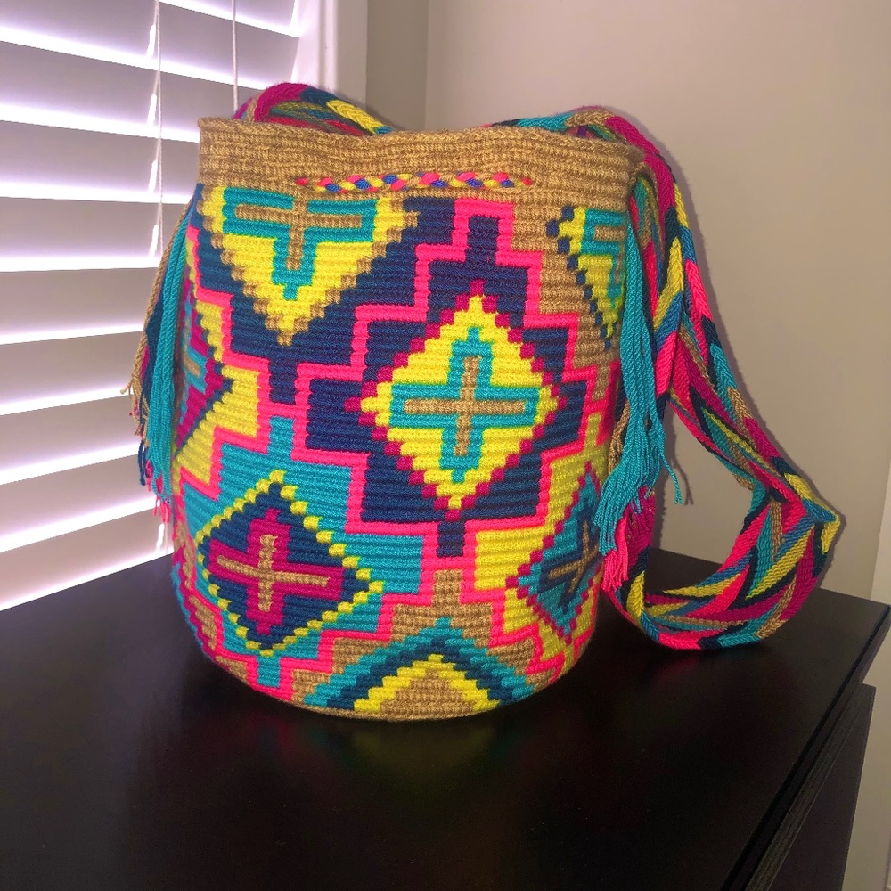 Authentic Wayuu Matizado bag / Multicolored crosses / size L / Handmade bag - Picture 3 of 7